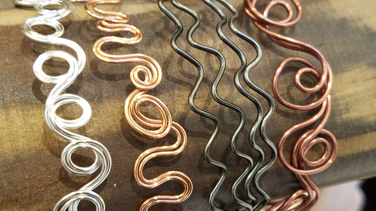 Simple Wire Bracelet - Eps 18