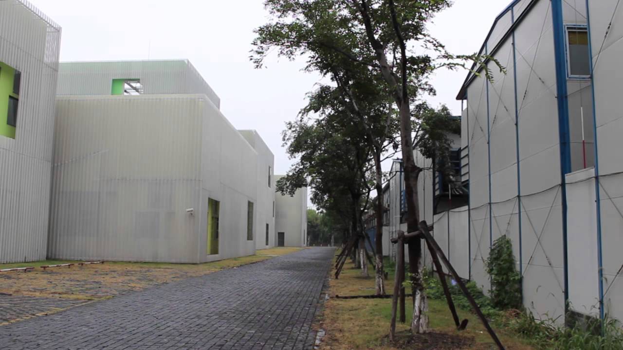 Youth Center of Qingpu - Atelier Deshaus - Venice Biennale Fundamentals 2014