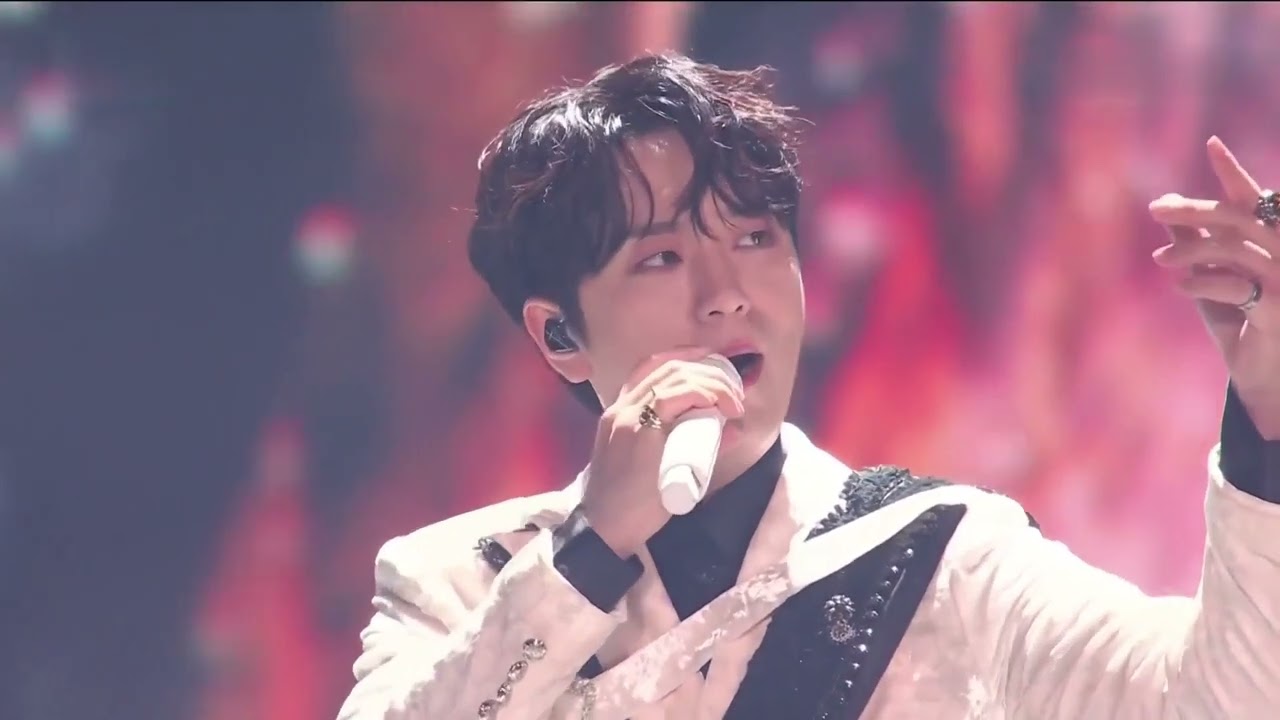 Fake love + Save our lives - Forestella 포레스텔라 MAMA 2022 High quality