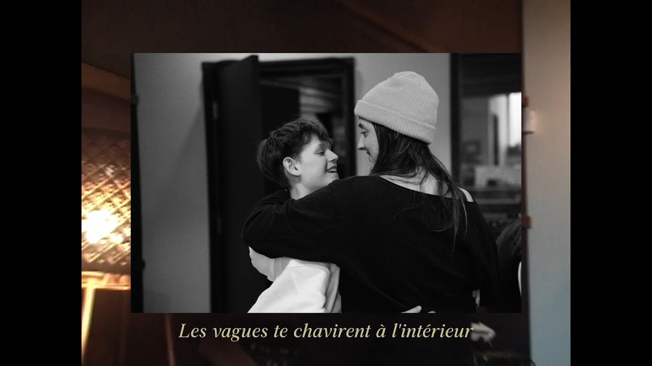 Assista a Marie-Pierre Arthur - Paradis (Deluxe) (paroles) no YouTube Assista a Marie-Pierre Arthur - Paradis (Deluxe) (paroles) no YouTube