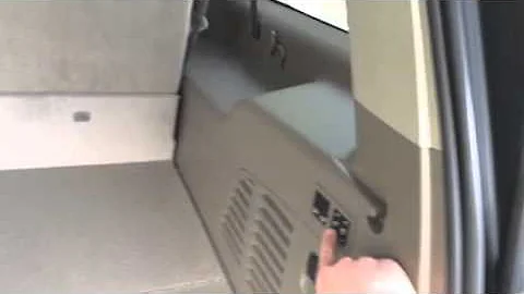 2015 GMC Yukon XL automatic flat folding 3rd Row