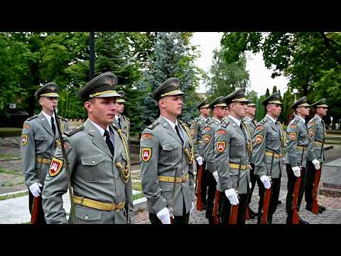 Video: Spoločnosť čestnej stráže - čestná služba