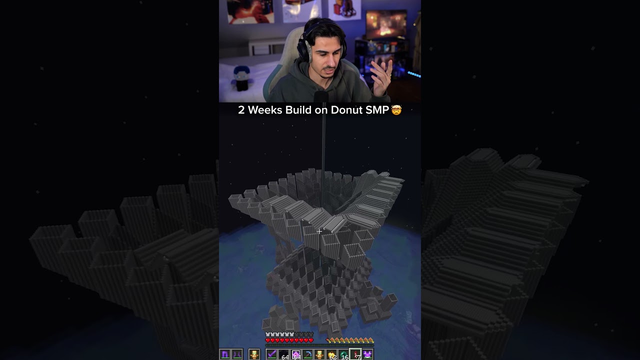 Farex finds insane 2 Week Build on Donut SMP