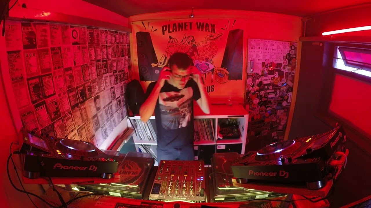 Roodz // 1-hour DJ mix ~ Drum & Bass