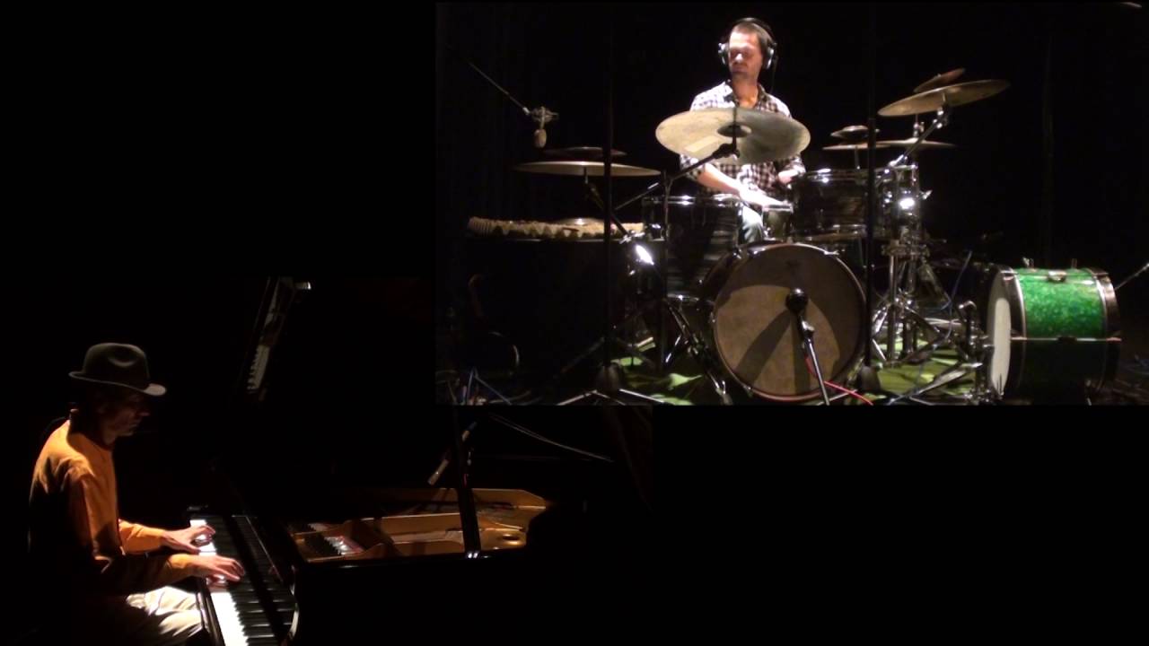 Turnstone - The Waiting Traveller/8. The Boat Arrives