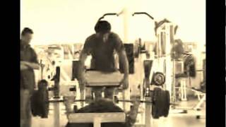 Master Wallace record panca 170 kg