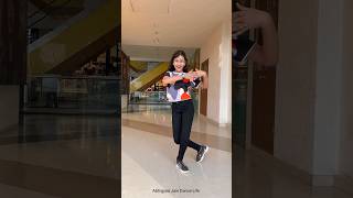 Tere Vaste | Tere Vaste Falak Se Chand Launga | Abhigyaa Jain Dance life | Vicky Kaushal #shorts