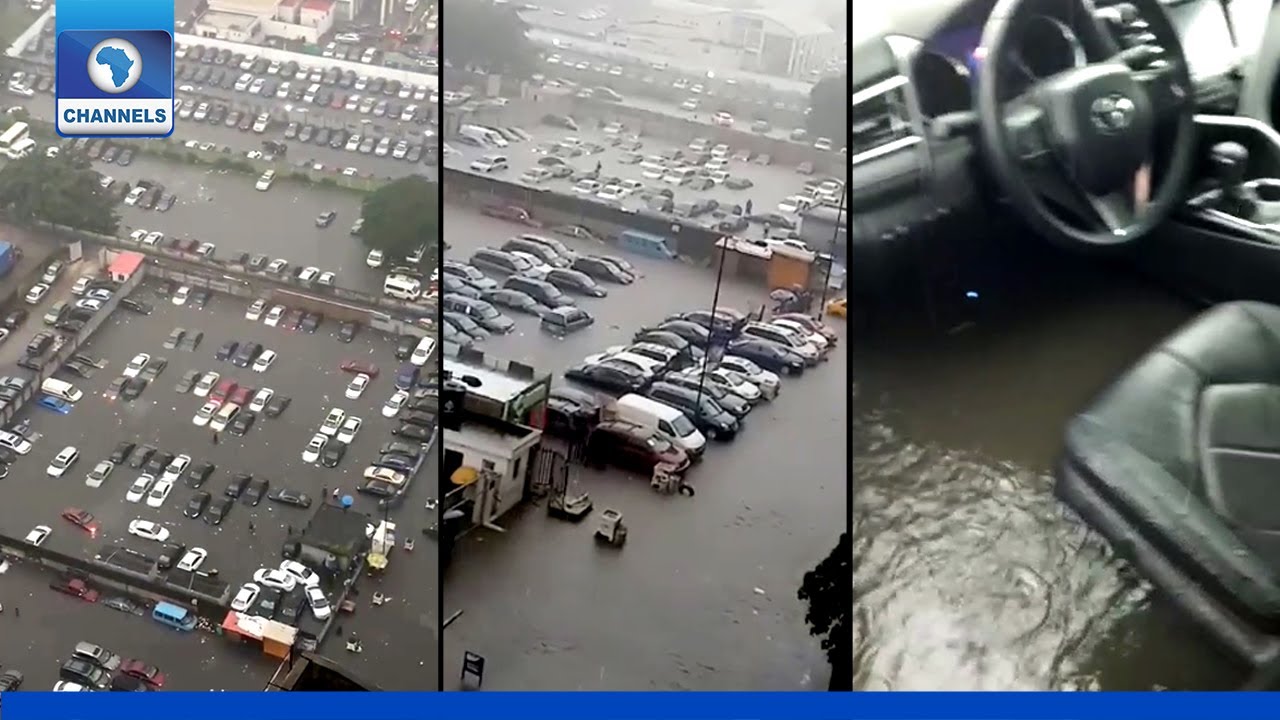 Vehicles Submerged On Lagos Island Amid Heavy Downpour