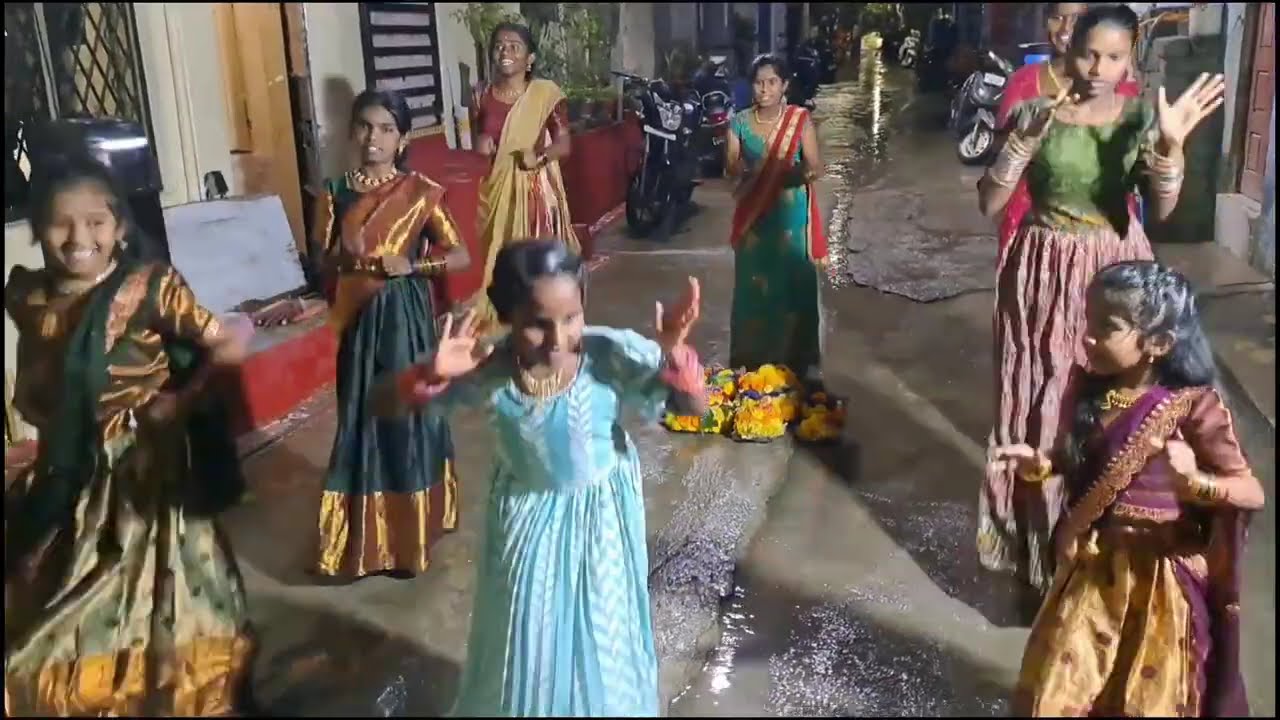 #Trending video#Bathukamma #celebrations#with#tution#students 👍🥰😍