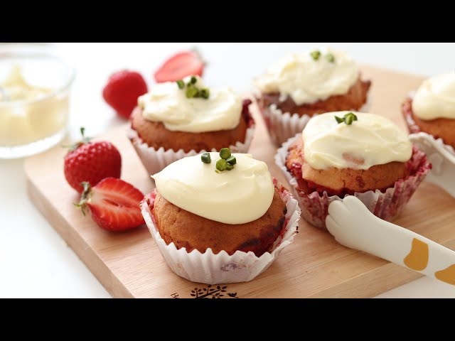 いちごとクリームチーズのマフィンの作り方 Strawberry & Cream Cheese Muffins｜HidaMari Cooking