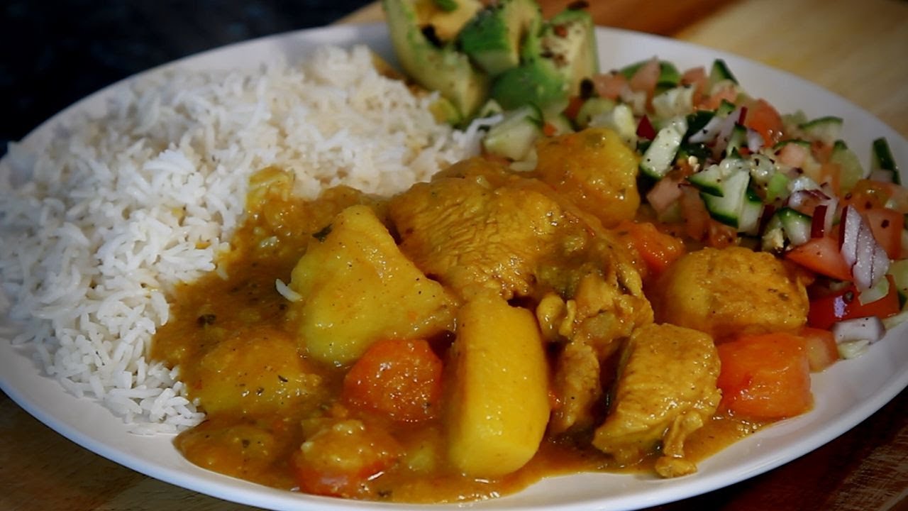 Family Curry Chicken Amazing 20 To 25 Minute Recipe To Make At Home | With Rice & Salas !! | Chef Ricardo Cooking