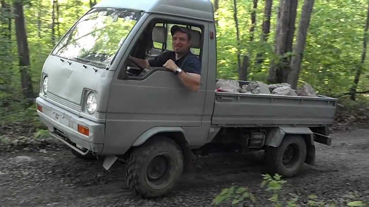 MITSUBISHI MINI TRUCK "WHEELIE" - YouTube