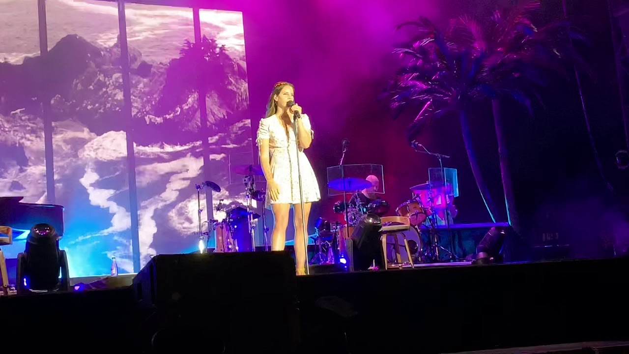 Lana Del Rey Mariners Apartment Complex FIB Benicassim 19 July