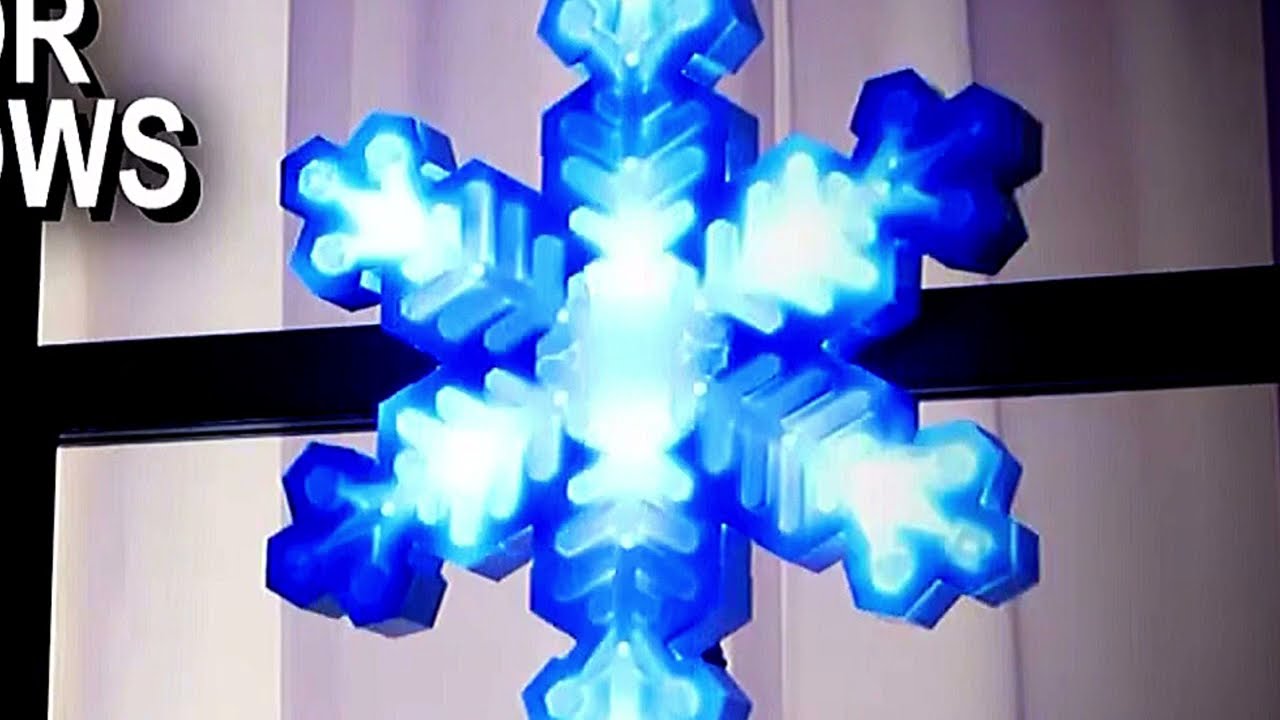 (Fan made) orchestra of lights hanging snowflake traler