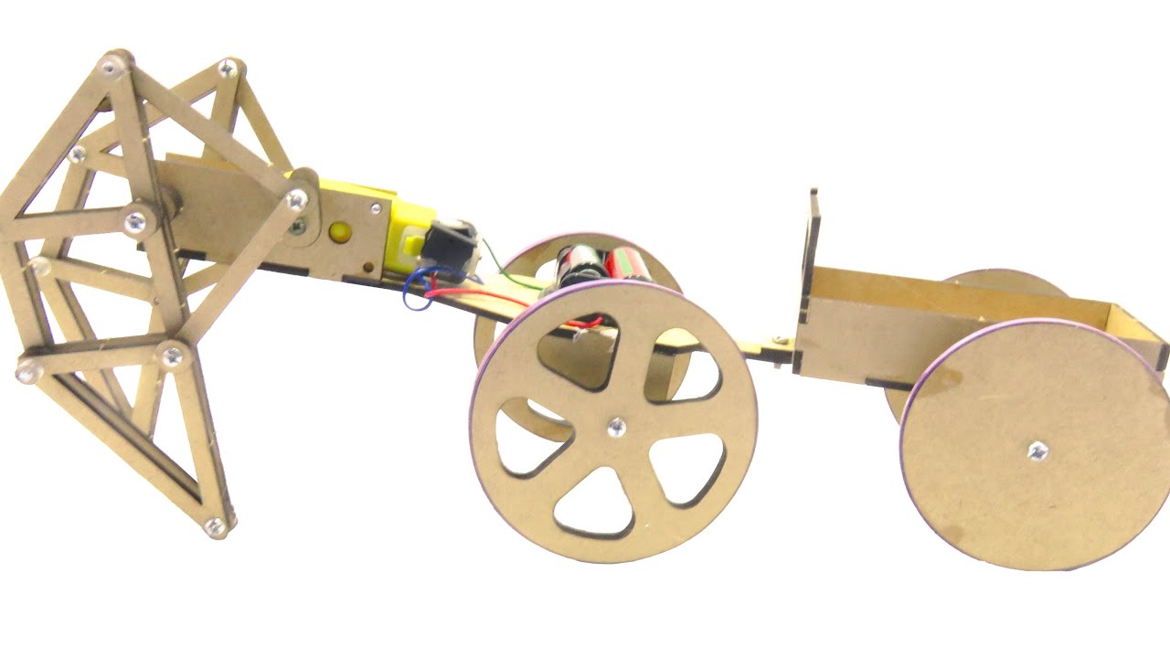 Robot Theo Jansen con carreta