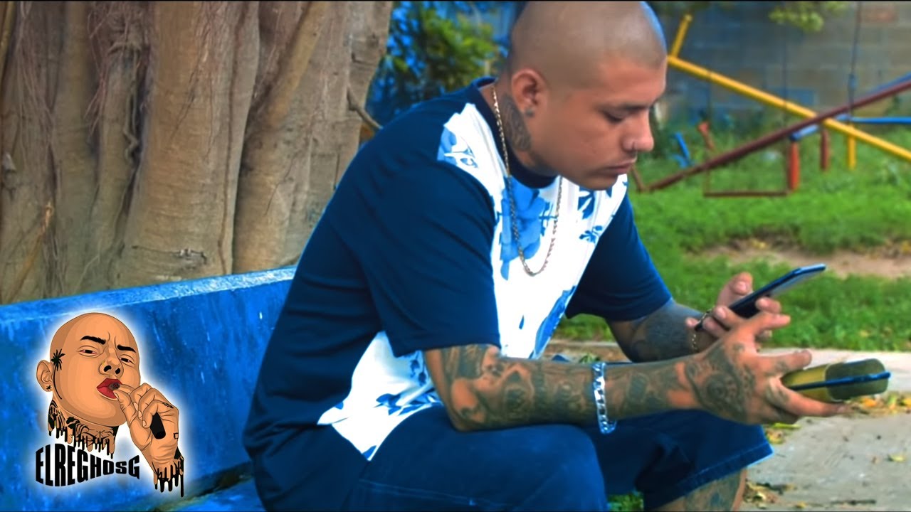 Toda Mi Familia - ElReghosg  ( VIDEO OFICIAL)  prod. zerh beatz