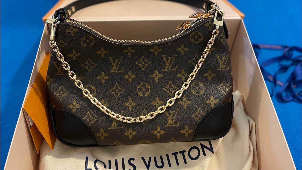 Unboxing Louis Vuitton Boulogne handbag in black (11.4 x 6.3 x 3.7 inches), and Gucci wallet.