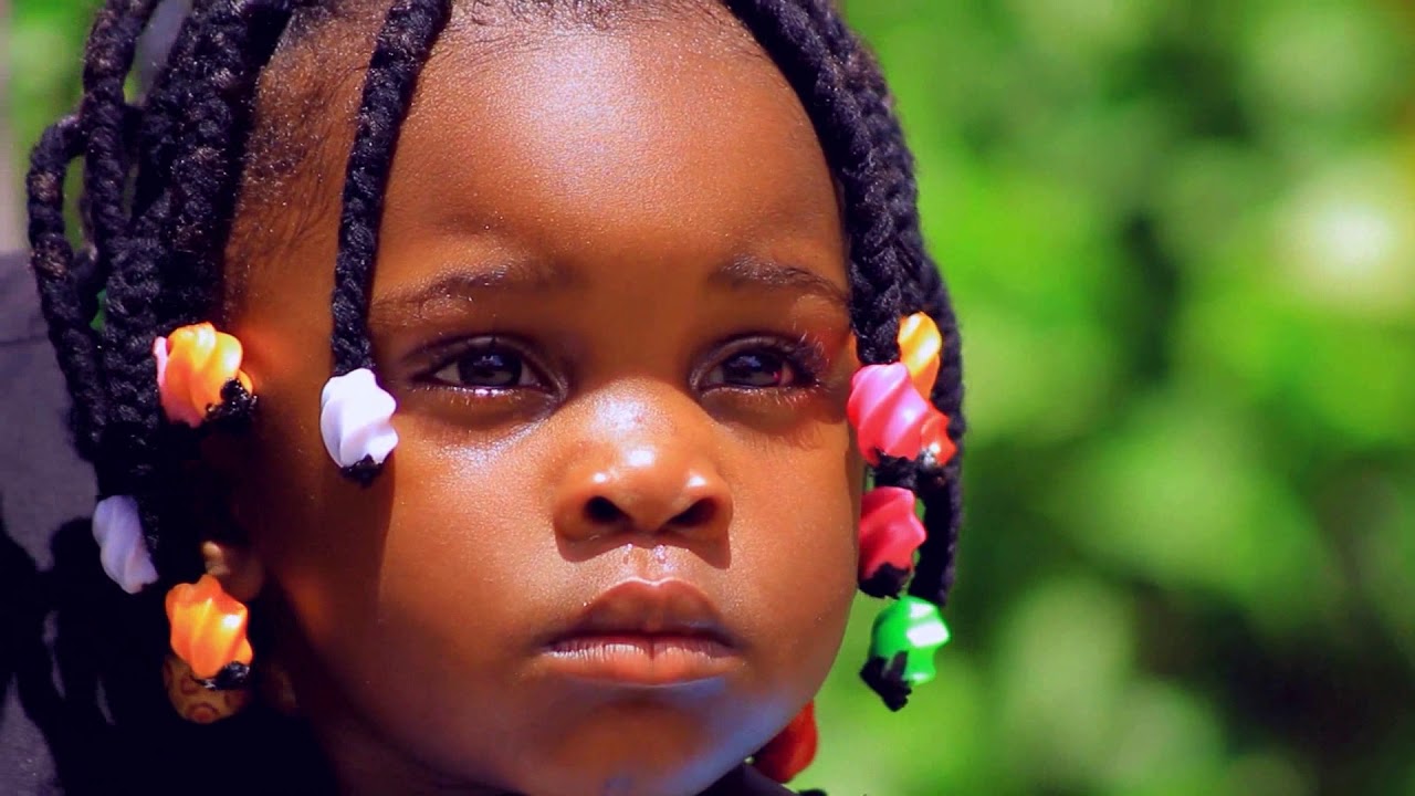 Clip  Henry kambu dans DESCENDRE C'EST MONTER