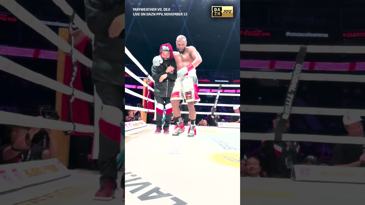 Floyd Mayweather Was DANCING Between Rounds vs