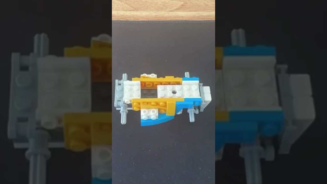 Self-building LEGO 😱