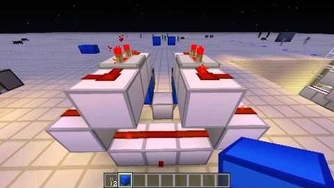 Minecraft: Wireless lock using tripwire hooks.