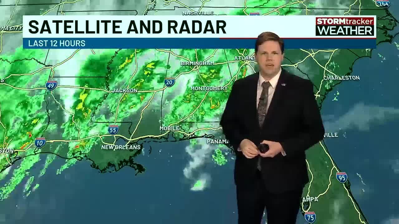 Wet and soggy day for the Gulf Coast - YouTube
