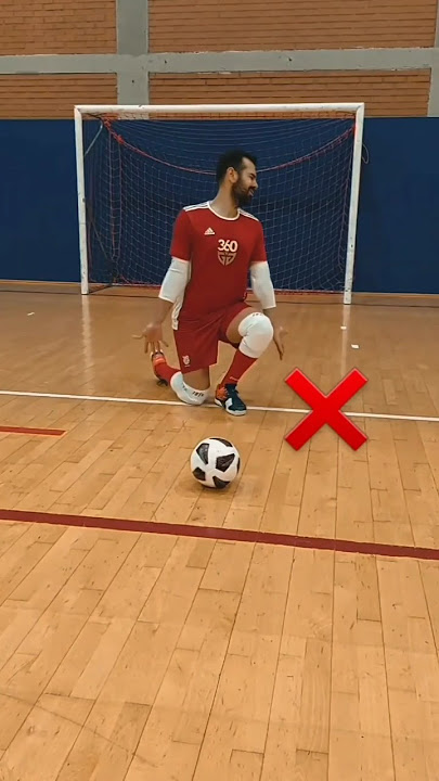 Tips 1 vs 1 futsal goalkeeper -  DON'T DO THIS #gk #goalkeeper #soccer