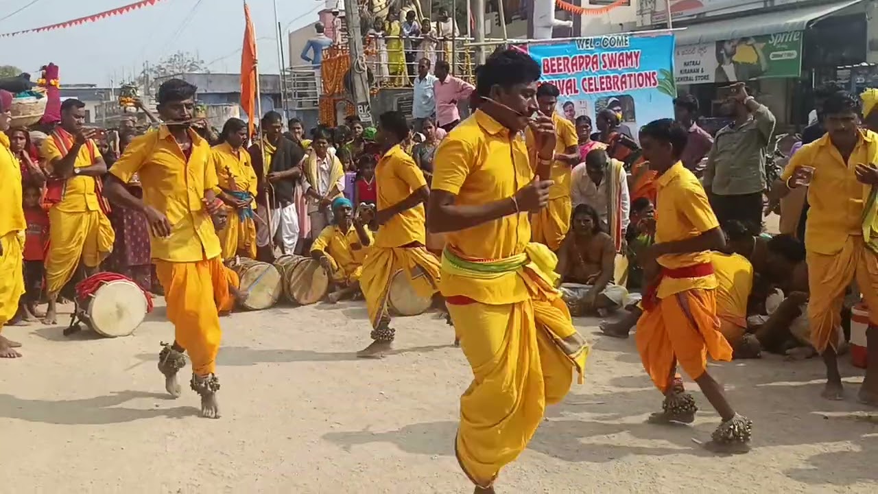 చేపూర్ బీరప్ప పండుగ లో కత్తులాట