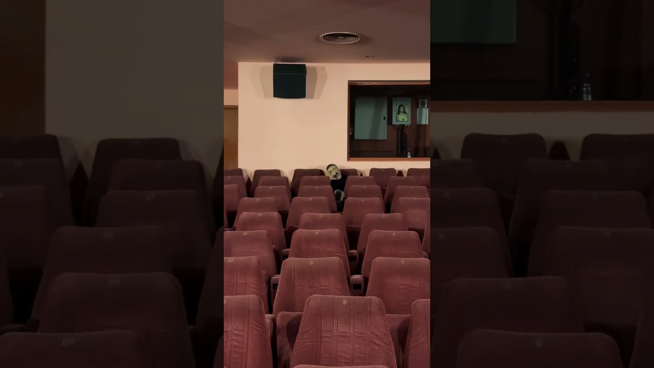 Сложная публика для комика 