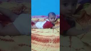 girne se bach gaya 🥲 #baby #youtube #yt #ytshorts #cute #shortsfeed #dance #shorts #newyoutuber