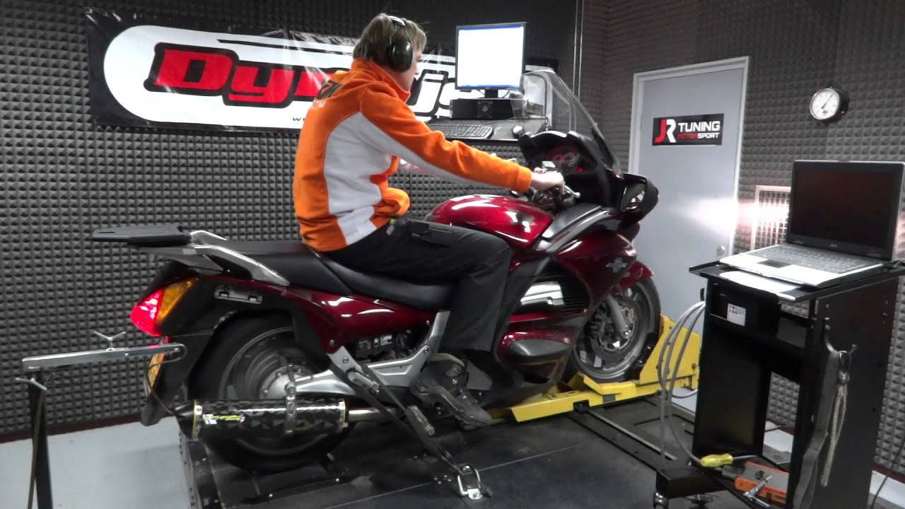 Honda ST1300 Dyno test Two Brothers Exhaust K&N Air filter.