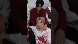 Hyunlix being touchy😌 thats all