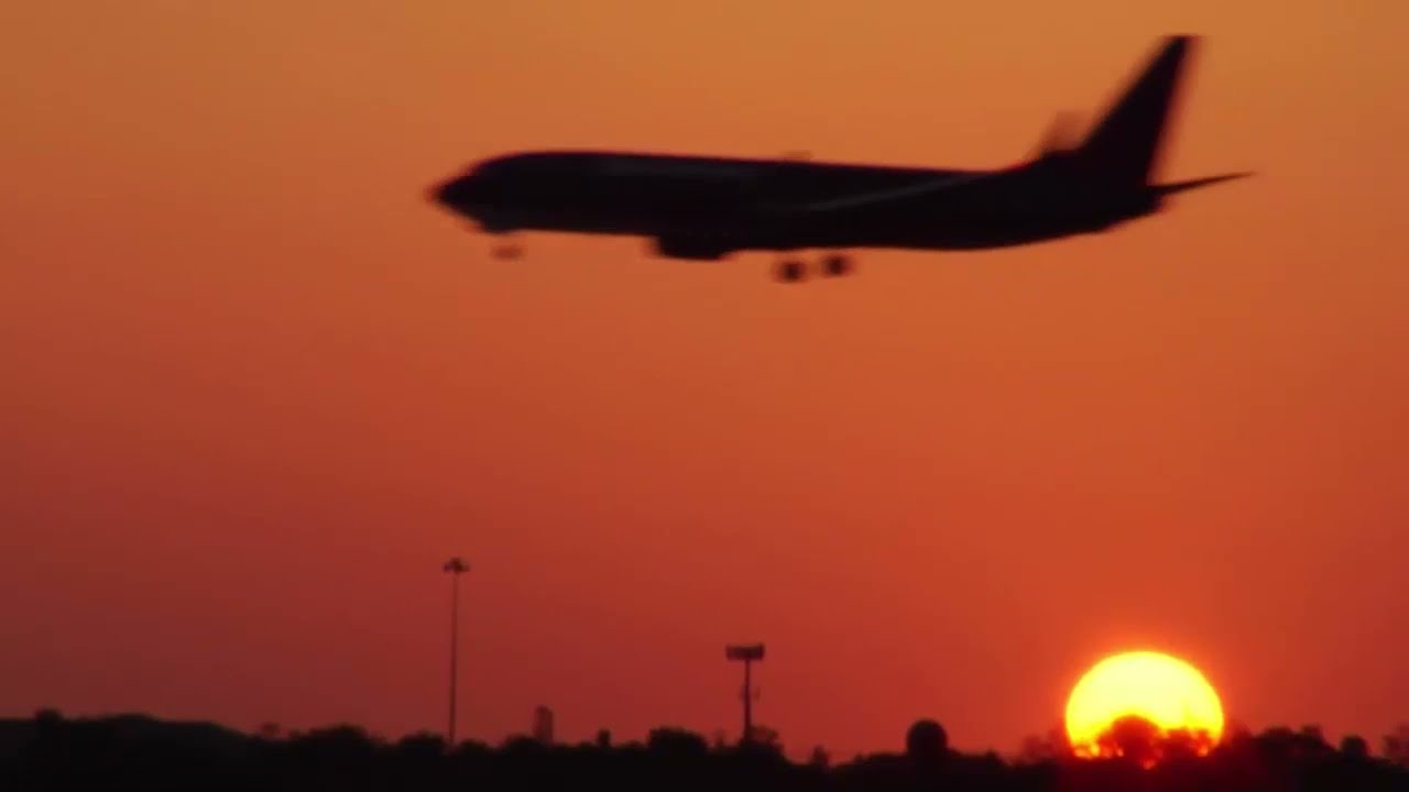 Así fue el primer accidente mortal en avión de toda la historia YouTube