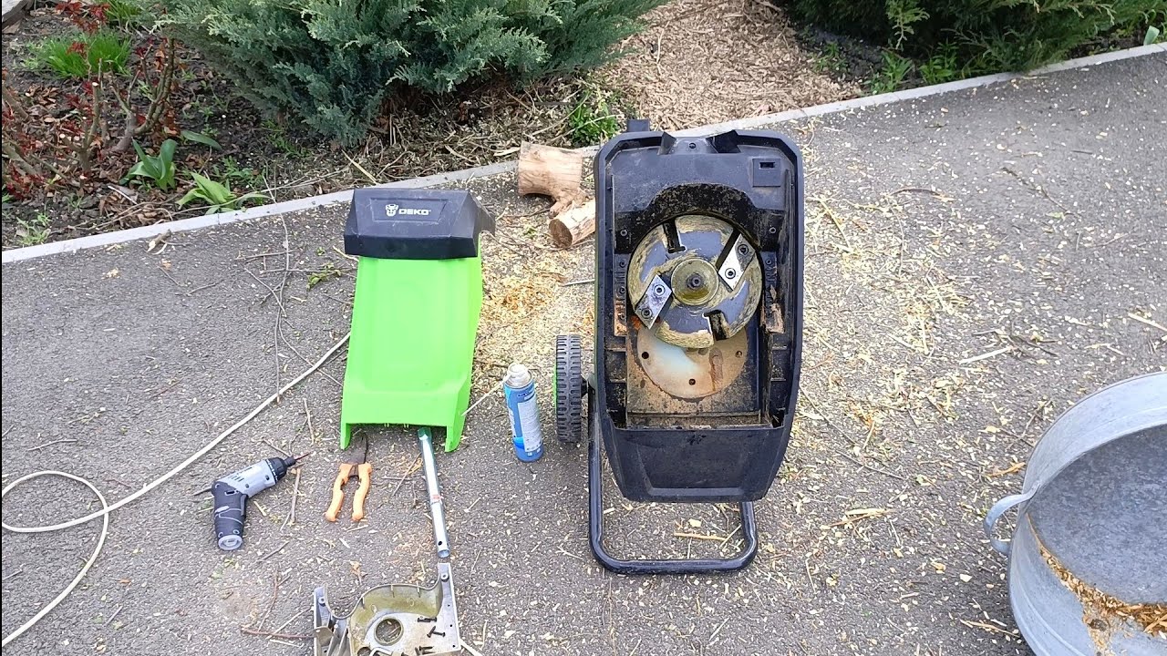 Замена ножей измельчитель веток Деко2800 #измельчительветок #заменаножейнаизмельчителеветок #город61