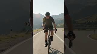 🚴 High Speed Cycling Through Mountain Passes