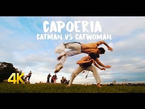 CAPOEIRA - CATMAN vs CATWOMAN! 4k