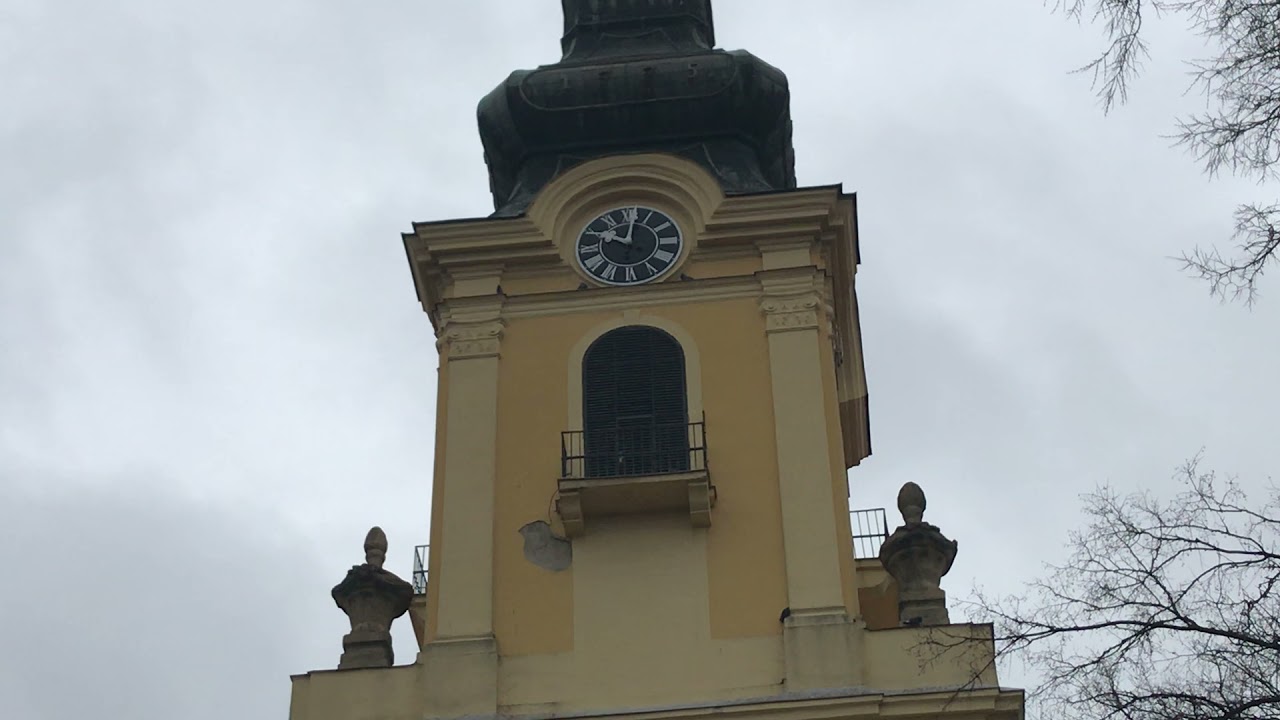 Gyula(H) A Nádi Boldogasszony plébániatemplom harangjai