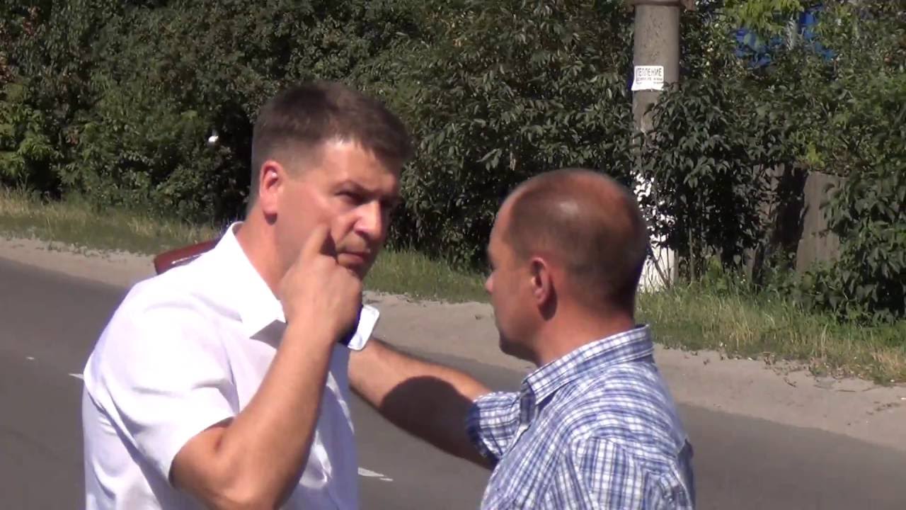 Мэр Василькова Сабадаш, через 1.55 минут, прибыл к месту ЧП.