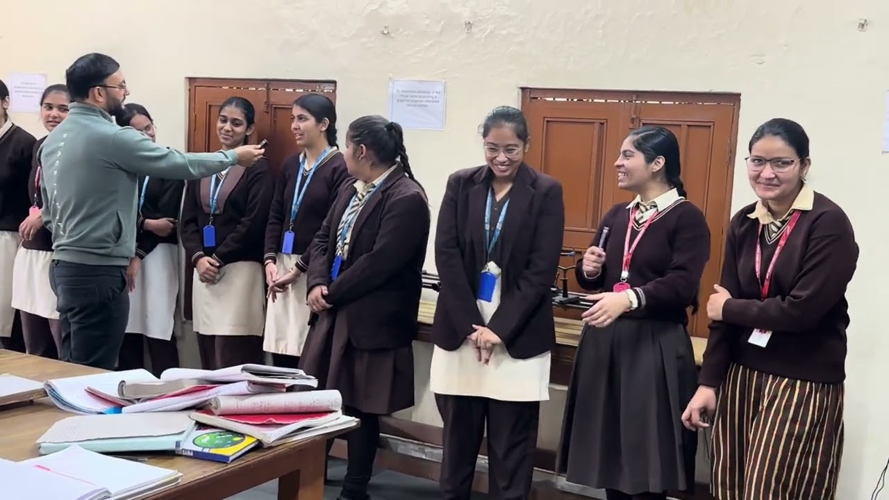 Physics का ऐसा Viva देखकर उड़ जाएँगे होश @PhysicsHeadQuarters