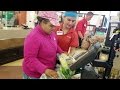 Cashier Helps Autistic Woman Scan Her Shopping