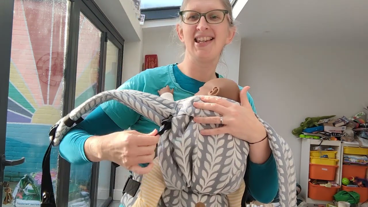 Lenny Lamb Light Baby Carrier review