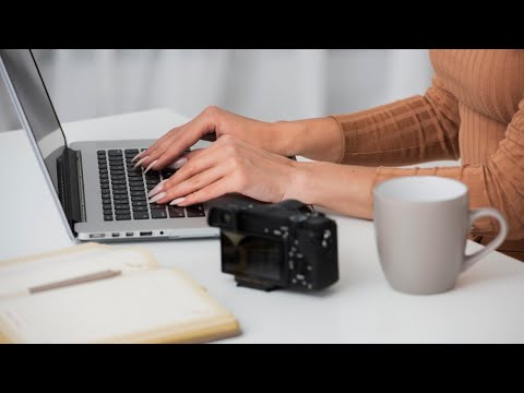 Design A Beautiful Yet Simple Personal Blogging Website