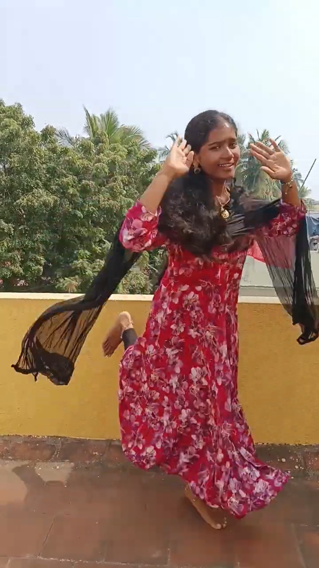 🎶இன்றைய ட்ரெண்டிங் பாடல்💃 - ShareChat