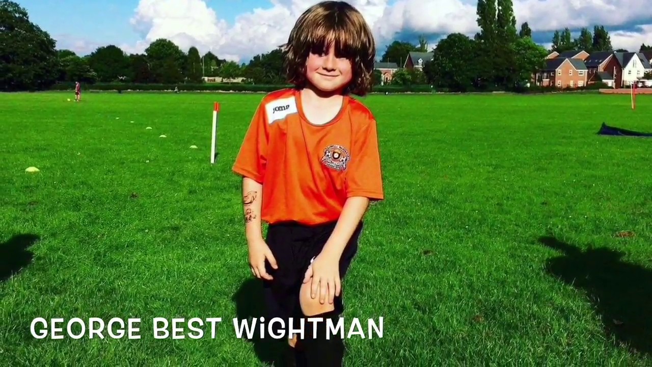 The BEST 7 Year Old Soccer/Football Player! This Kid Shows How To skill