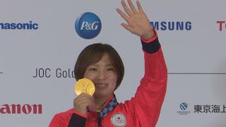 「金メダル少しずつ実感」 レスリングの川井友が会見