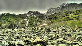 Aakhov Shehr-E-Sheerazo - Kashmiri Song