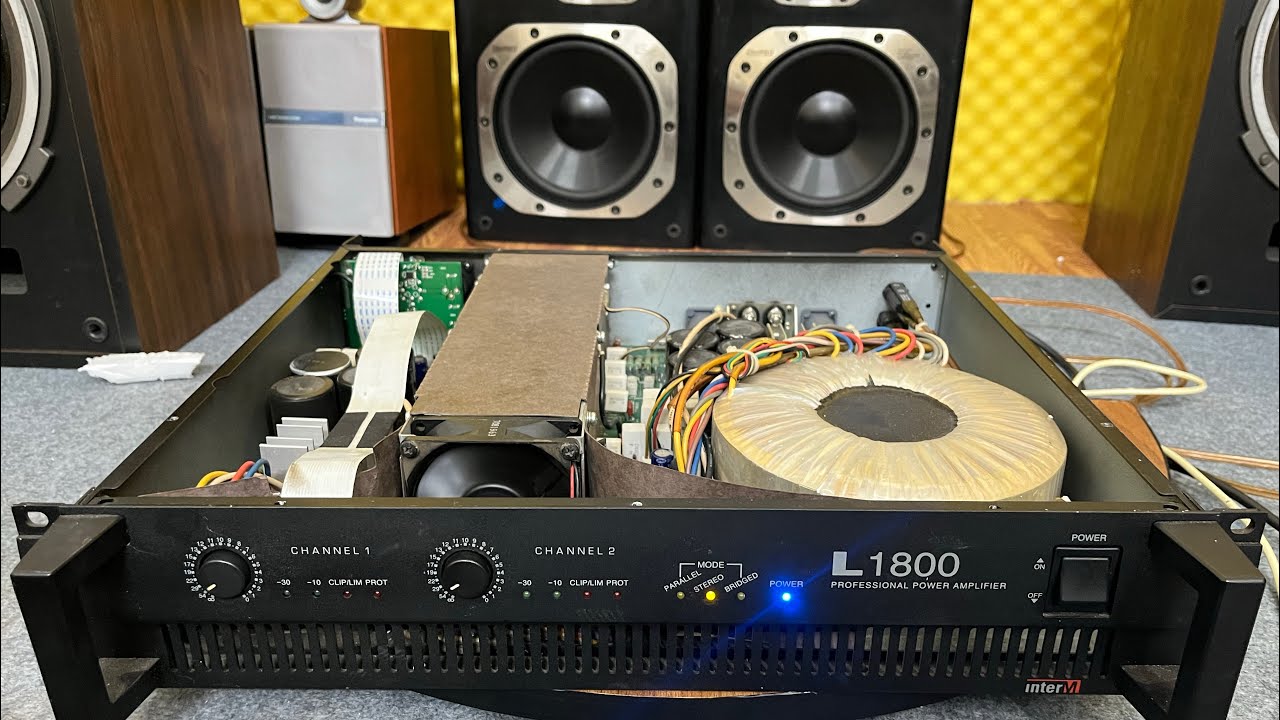 Giá 2tr950_ Đẩy bãi INTERM L1800, Tiếng sáng chi tiết dễ ghép loa, lh 0988163162