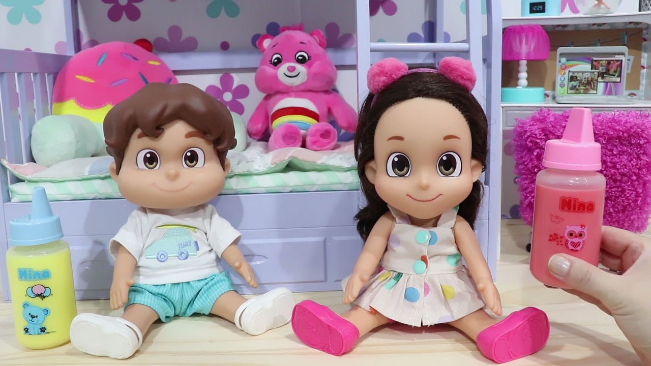 MARIA CLARA E JP TOMANDO MAMADEIRA