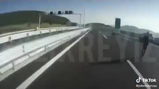 Katil Bariyerler Sesimizi Duyun Daha Fazla Can Gitmesin