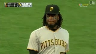 MLB Worst Throws of the Season 2017